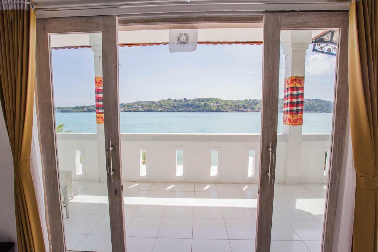 The Waterfront Beach House Nusa Lembongan  Ngoại thất bức ảnh