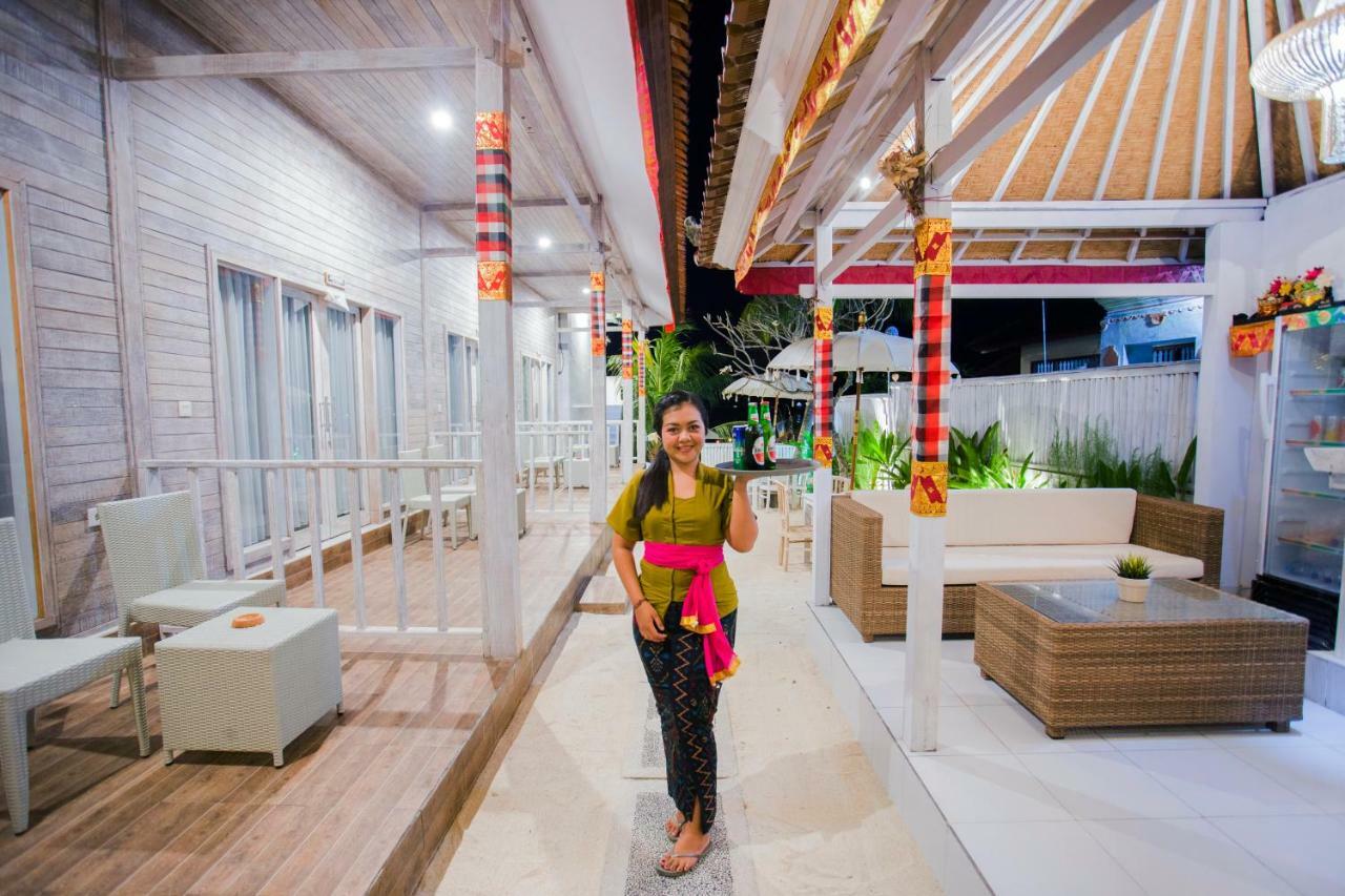 The Waterfront Beach House Nusa Lembongan  Ngoại thất bức ảnh