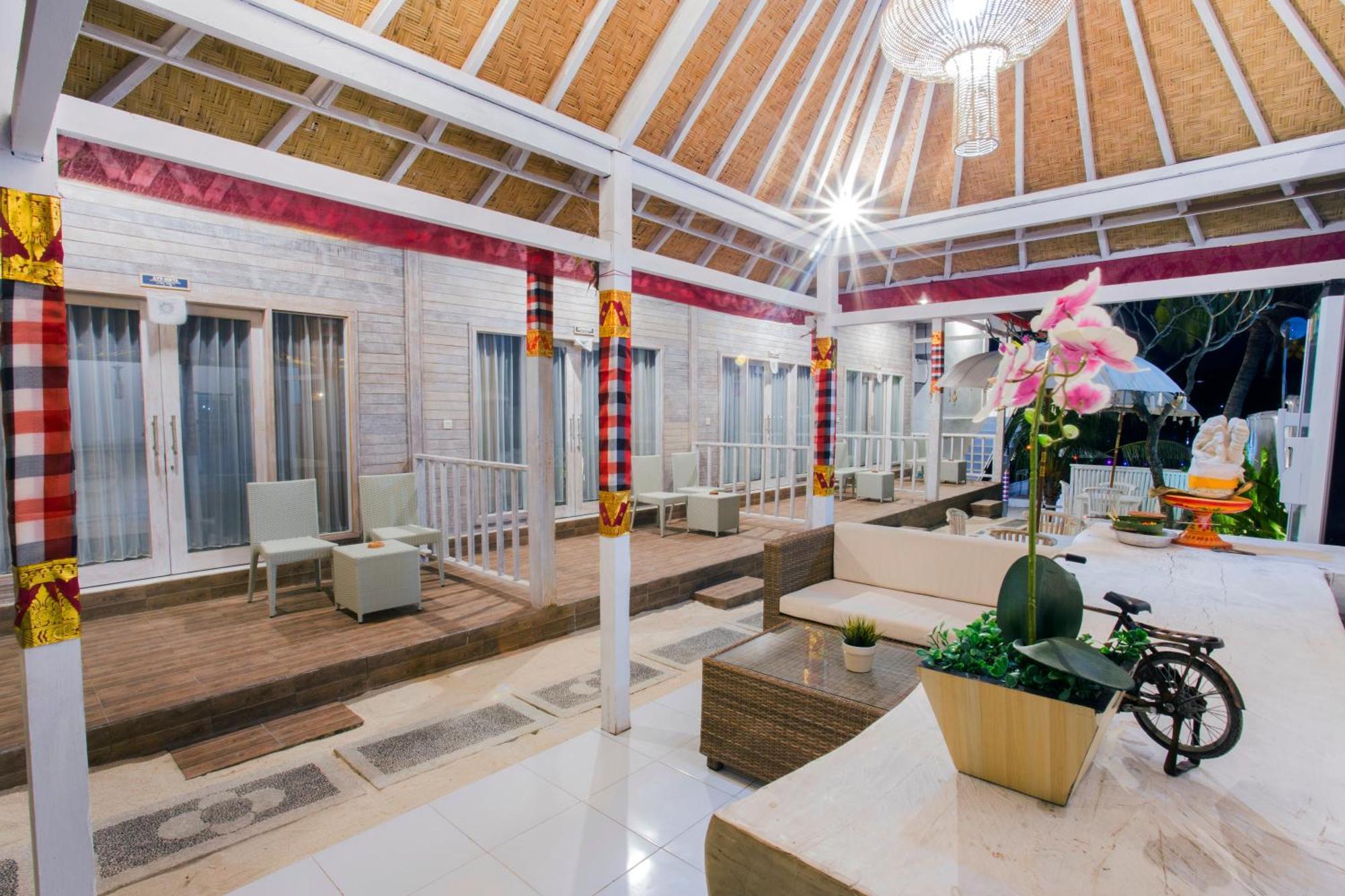 The Waterfront Beach House Nusa Lembongan  Ngoại thất bức ảnh